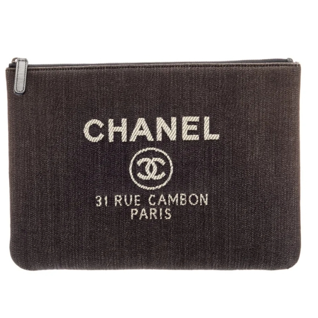 Chanel Deauville O-Case/ Gorgeous!